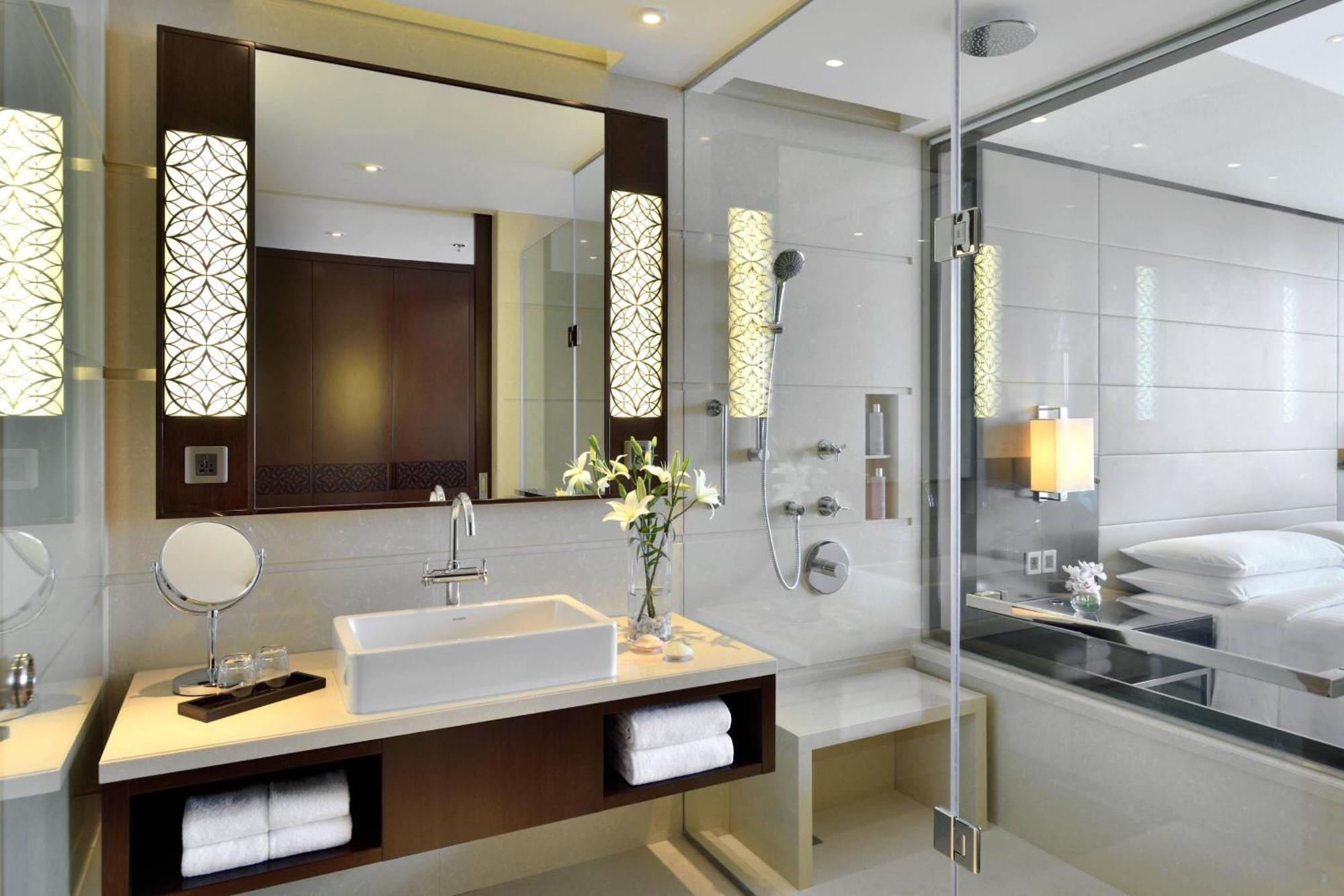 Kochi Marriott Hotel Exterior foto Bathroom
